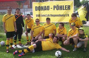  Erstes Fußballturnier